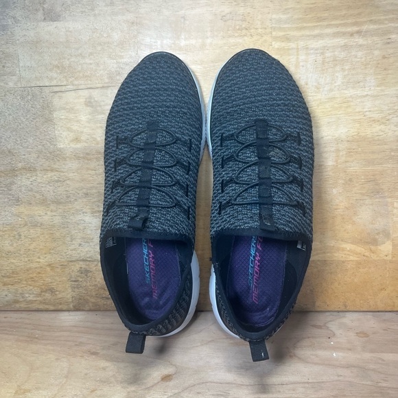 Skechers Summits Womens Size 8.5 Slip On Shoes Sneakers Black White 59504S - Picture 6 of 8